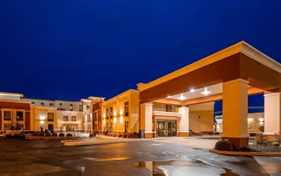 Best Western Plus Parkway Hotel