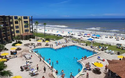 Hawaiian Inn Beach Resort