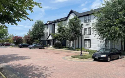 MainStay Suites Sterling near Dulles Town Center
