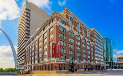 Drury Plaza Hotel St. Louis at the Arch