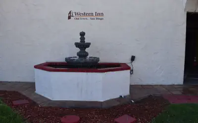 Old Town Western Inn & Suites