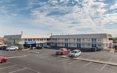 Motel 6 San Antonio, TX - I-10 West