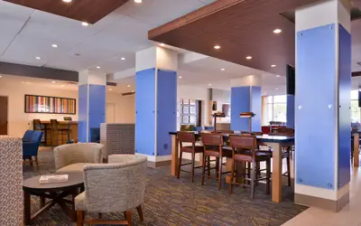 Holiday Inn Express & Suites Mall of America - MSP Airport by IHG