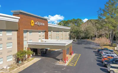 La Quinta Inn & Suites by Wyndham Jacksonville Mandarin