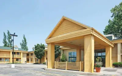 La Quinta Inn by Wyndham Oshkosh