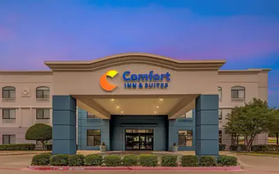 Comfort Inn & Suites Irving Las Colinas DFW