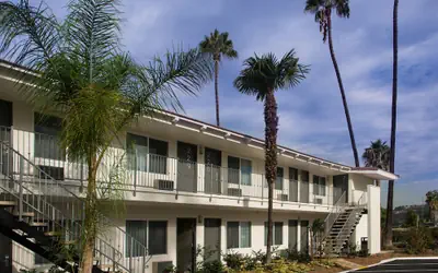 Hotel Iris - San Diego