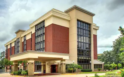 Heritage Inn & Suites The Woodlands, Trademark by Wyndham