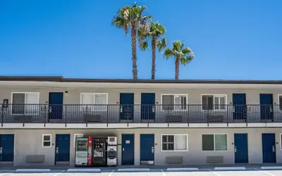 Motel 6 Anaheim, CA - Convention Center