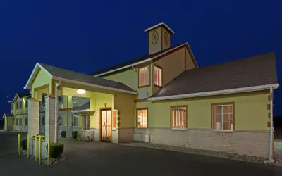 Days Inn by Wyndham Cameron