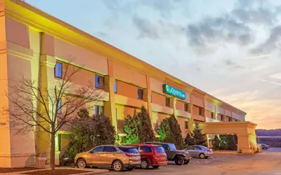 La Quinta Inn by Wyndham Milwaukee Airport / Oak Creek