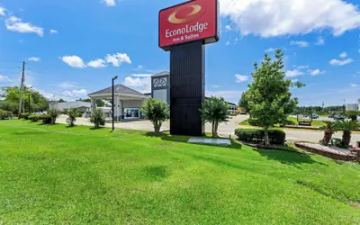 Econo Lodge Inn & Suites Ocean Springs - Biloxi
