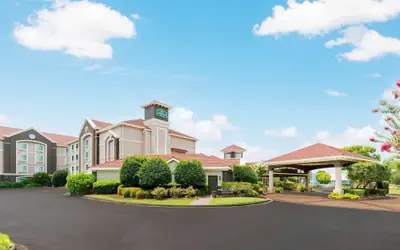 La Quinta Inn & Suites by Wyndham Myrtle Beach Broadway Area
