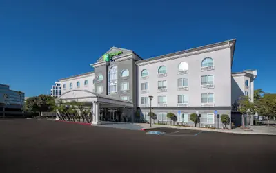 Holiday Inn Express Hotel & Suites San Diego-Sorrento Valley by IHG