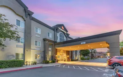Best Western Plus Vineyard Inn