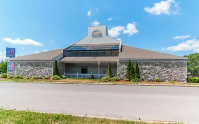 Motel 6 Southgate, MI - Detroit
