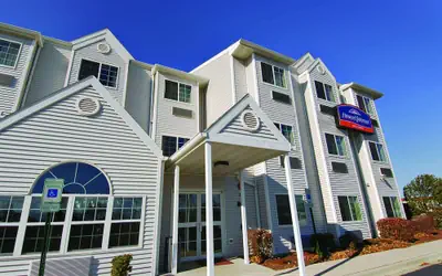 Red Lion Inn & Suites Elk Grove Village