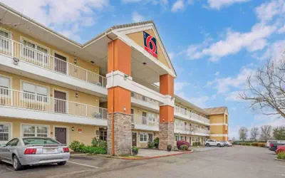 Studio 6 Suites Sacramento Northgate CA