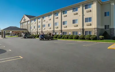 Comfort Suites Saginaw North