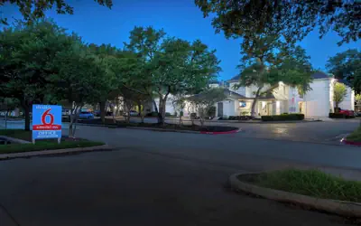 Studio 6 San Antonio, TX - Medical Center