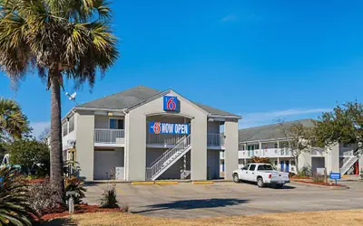 Motel 6 Bay Saint Louis, MS