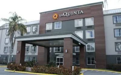 La Quinta Inn & Suites by Wyndham Lakeland East