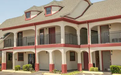 Travelodge Inn & Suites by Wyndham Norman