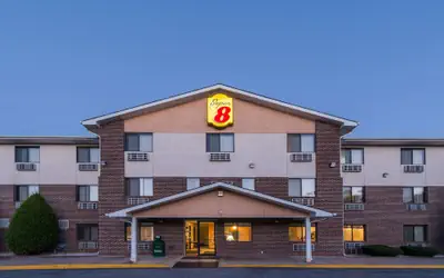 Super 8 by Wyndham Front Royal Near Shenandoah National Park