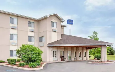 Baymont by Wyndham Howell/Brighton