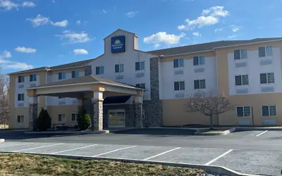 Days Inn & Suites by Wyndham Manheim Lebanon