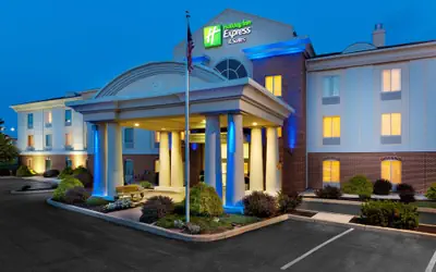 Holiday Inn Express Hotel & Suites Chambersburg by IHG