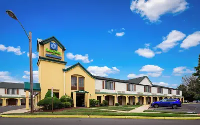 SureStay Hotel by Best Western East Brunswick