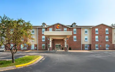 Comfort Inn & Suites Chesterfield - St. Louis