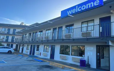 Motel 6 Lakeland, FL