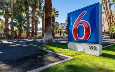 Motel 6 Palm Springs, CA - East - Palm Canyon