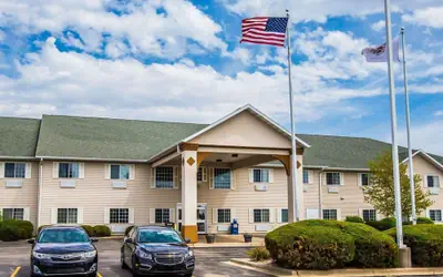 Quality Inn & Suites Dixon near I-88