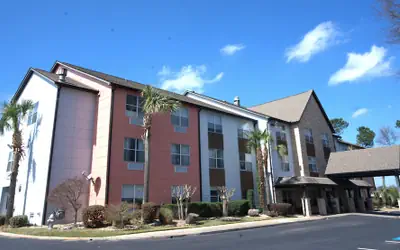 Baymont Inn & Suites by Wyndham Morrow/Atlanta I-75 South