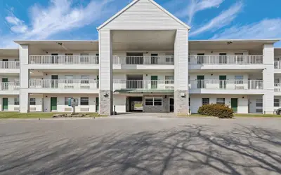 Birch Hill Suites Kansas City – Independence