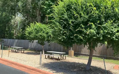 Days Inn by Wyndham Lake City I-10