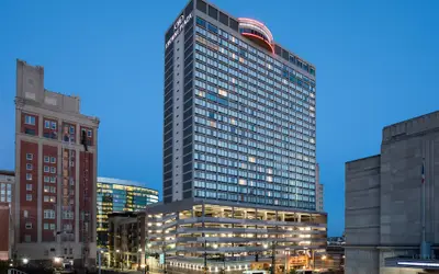 Crowne Plaza Kansas City Downtown by IHG