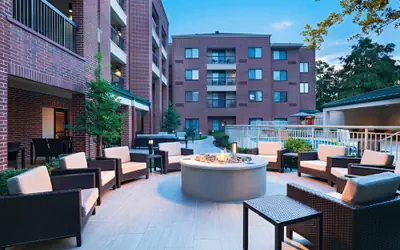 Courtyard by Marriott Dallas DFW Airport South/Irving