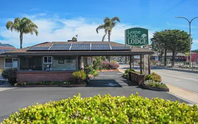 Lone Oak Lodge