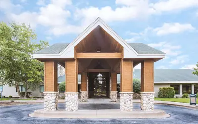 Super 8 by Wyndham Davenport