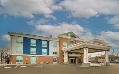 Holiday Inn Express & Suites Richmond by IHG