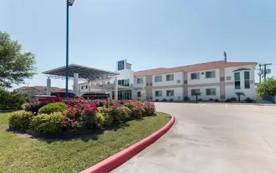 Motel 6 Hillsboro, TX