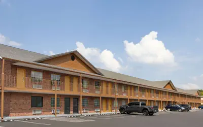 Super 8 by Wyndham Whites Creek/ Nashville NW Area