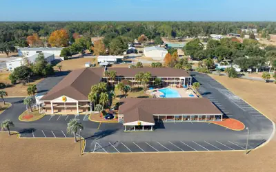 Super 8 by Wyndham Lake City