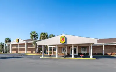 Super 8 by Wyndham Lake City