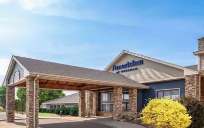 AmericInn by Wyndham Shakopee Near Canterbury Park