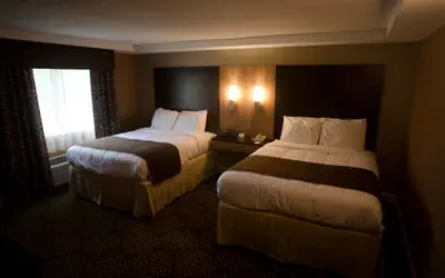 AAshram Hotel by Niagara River